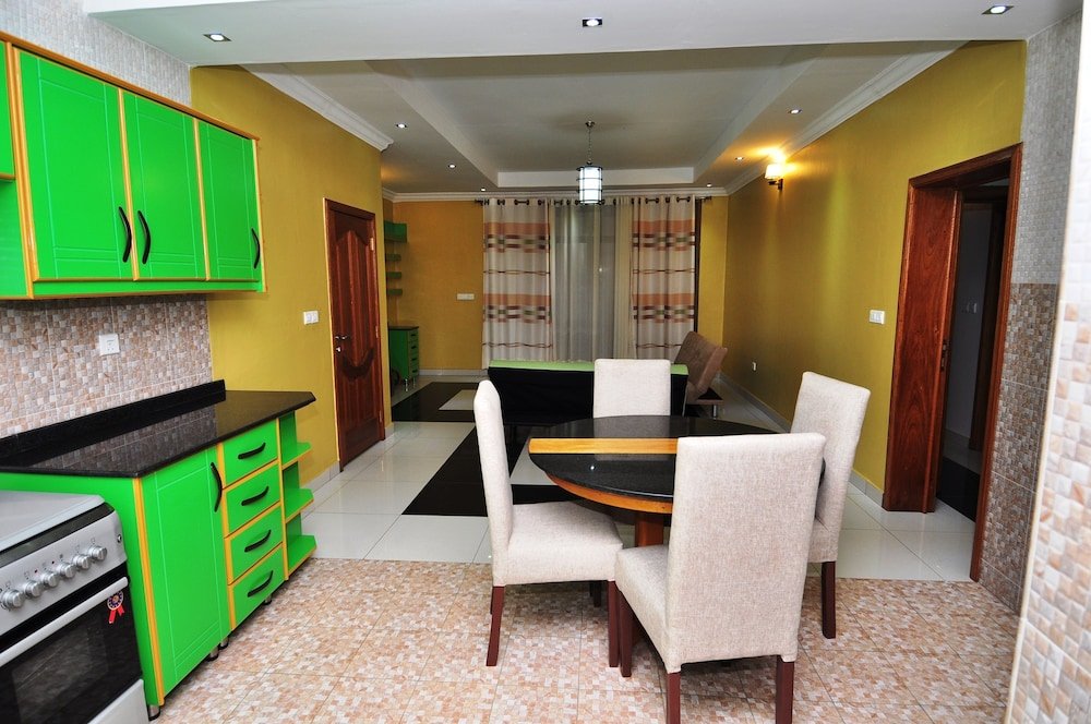 Фото Rezider Apartment