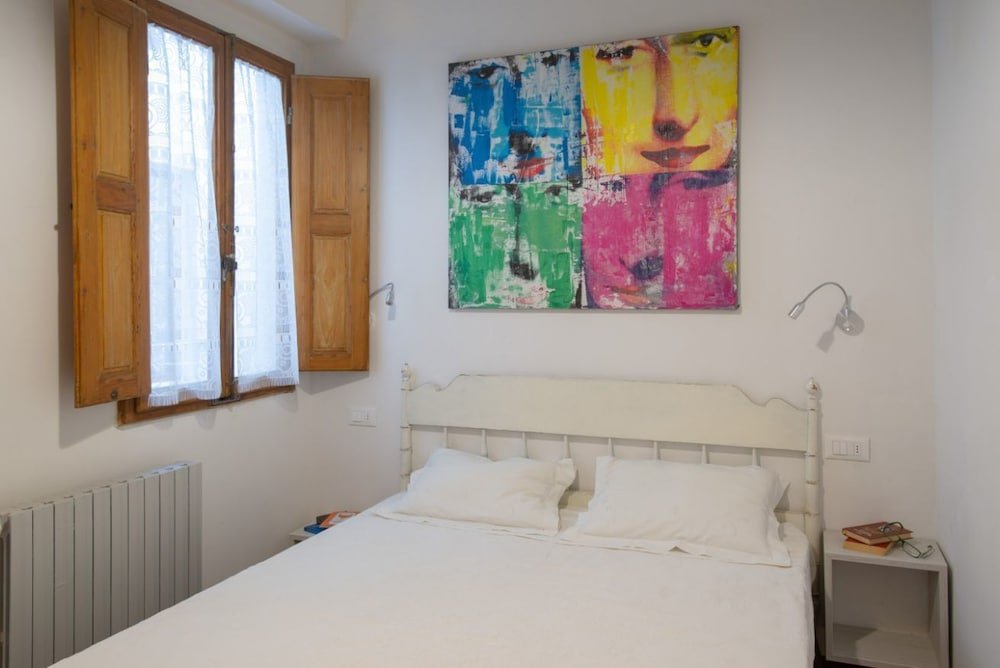 Фото Midnight in Santa Croce