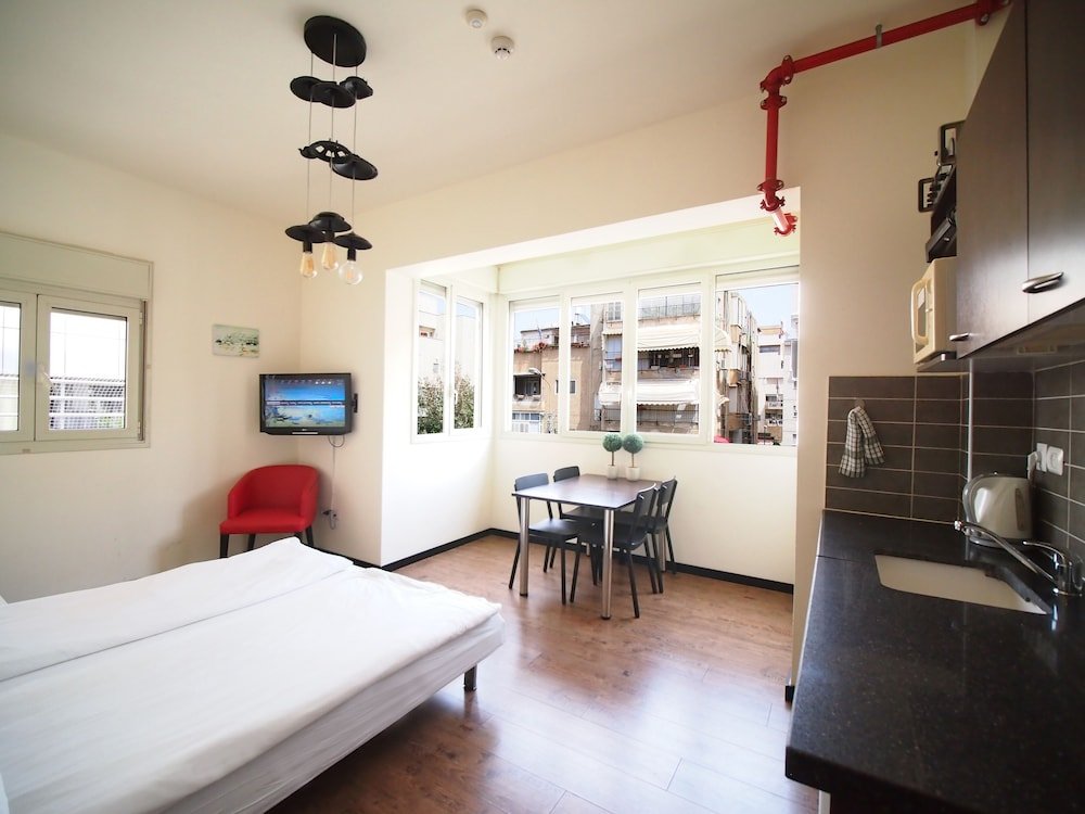 Фото Ben Yehuda Apartments