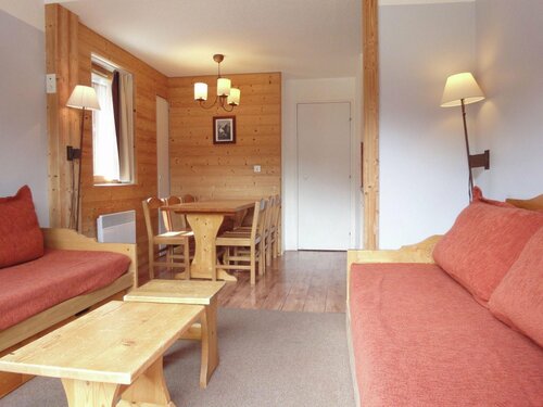 Апартаменты Apartment with balcony on the south adjacent to the slopes in Meribel-Mottaret