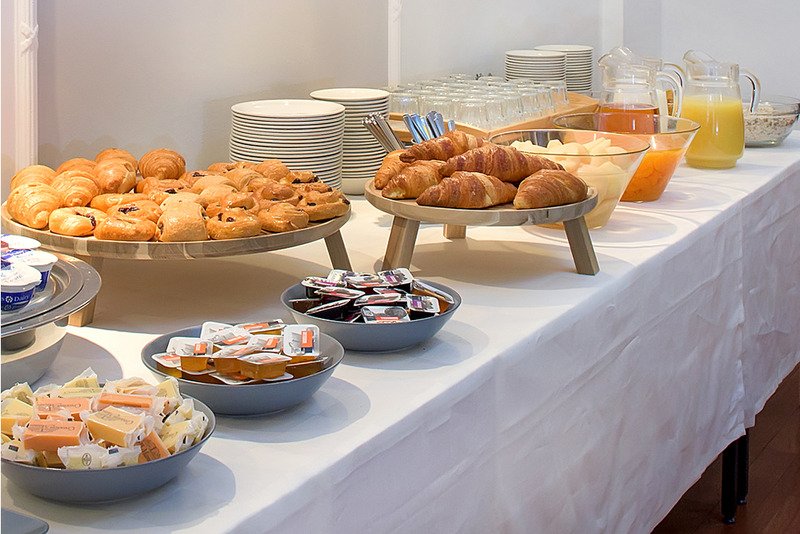 Фото Astor Court Hotel