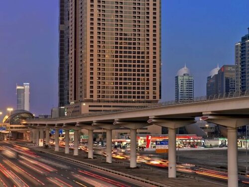 Гостиница Mercure Dubai Barsha Heights Hotel Suites And Apartments в Дубае