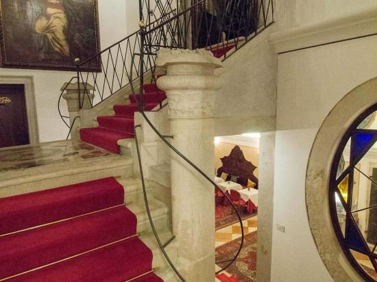 Фото Hotel Palazzo Abadessa