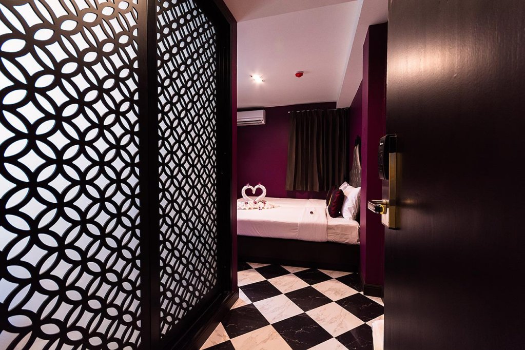 Фото Khaosan Palace Hotel