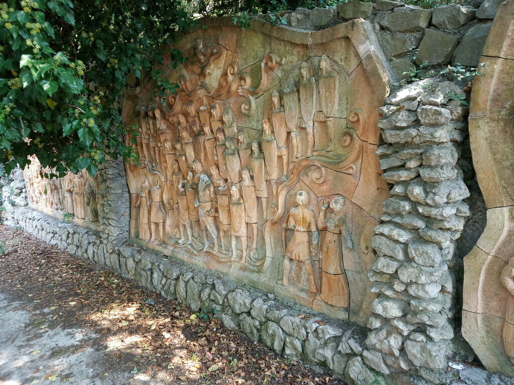 Genre sculpture Сказка о рыбаке и рыбке, Republic of Crimea, photo