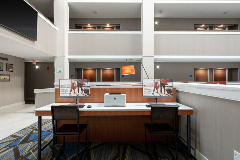 Гостиница Holiday Inn Express Hotel & Suites Milton East I-10, an Ihg Hotel