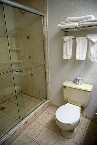 Фото Baymont by Wyndham Shakopee