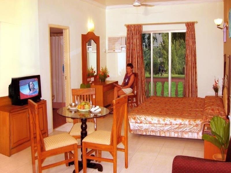 Фото Bollywood Sea Queen Beach Resort