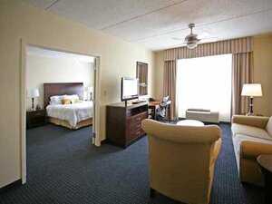 Hilton (United States, Georgetown, 110 Grandstand Drive), hotel