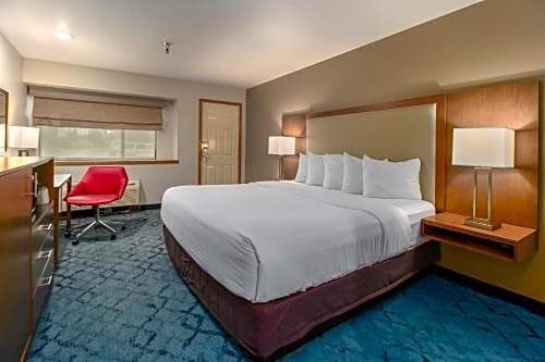 Фото Red Lion Hotel Templin's on the River