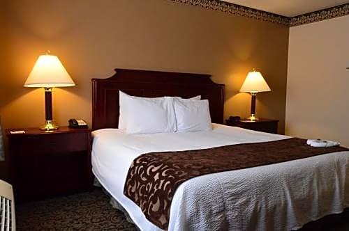 Фото FairBridge Inn Express