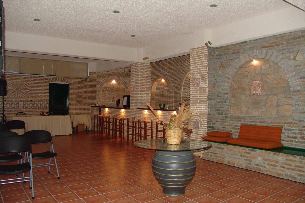 Фото Cavos Bay Hotel and Studios