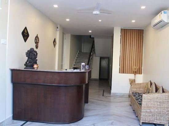 Фото Hotel Yog Tapovan