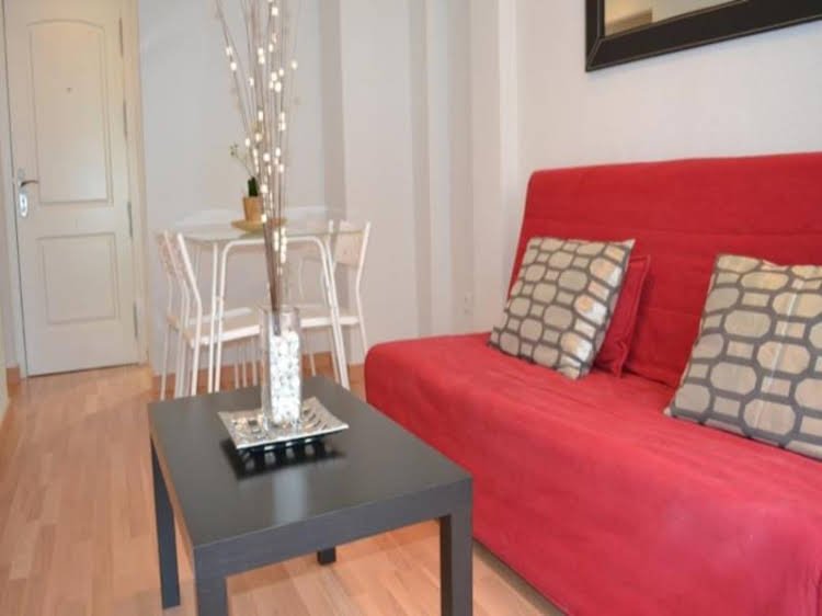 Фото Apartamentos Fuencarral 50