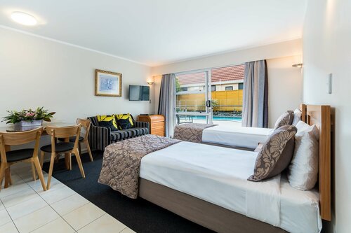 Гостиница Best Western Newmarket Inn & Suites в Окленде