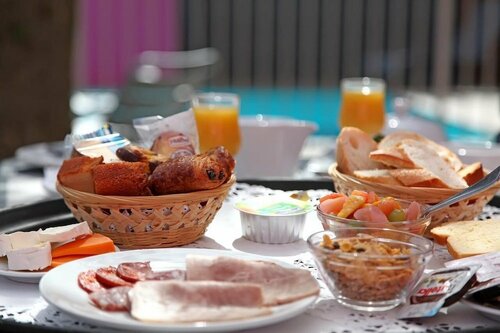 Внешний вид отеля Grand Hôtel d'Orleans в Альби, фото 4