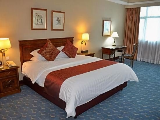 Фото Abha Palace Hotel