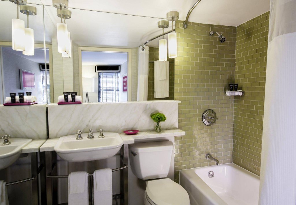 Фото 70 Park Avenue Hotel