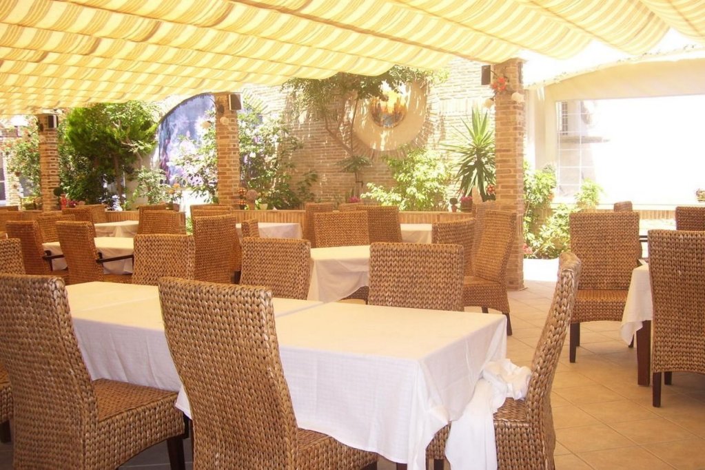 Фото Maria Apartments