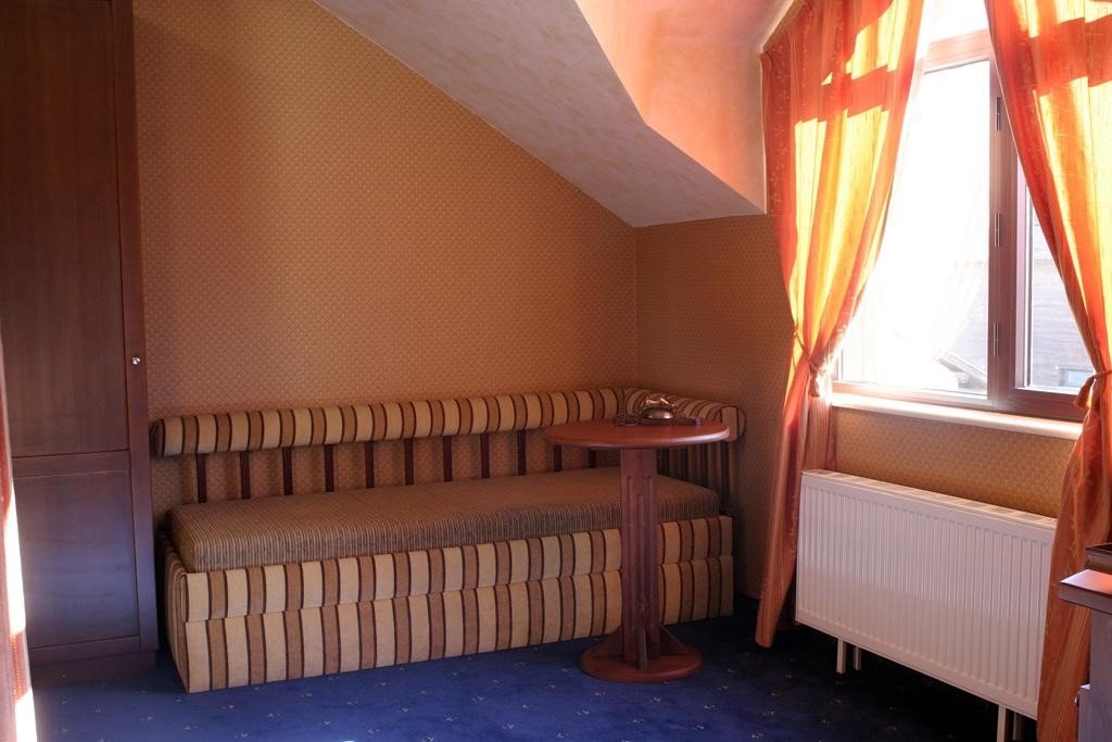 Фото Hotel Friends