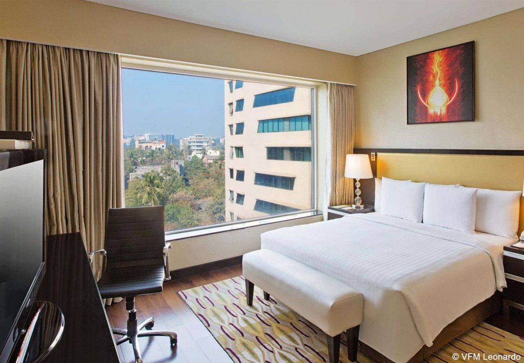 Фото Courtyard by Marriott Mumbai International Airport