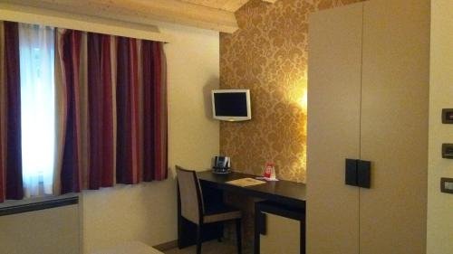 Фото Lake Hotel La Pieve