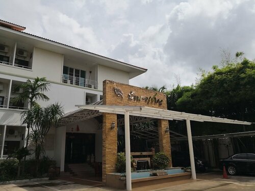 Baan Worachan Hotel