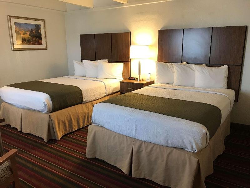 Фото Best Western El Rancho Palacio