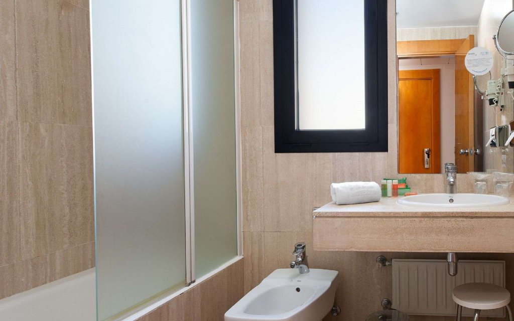 Фото Leonardo Boutique Hotel Madrid