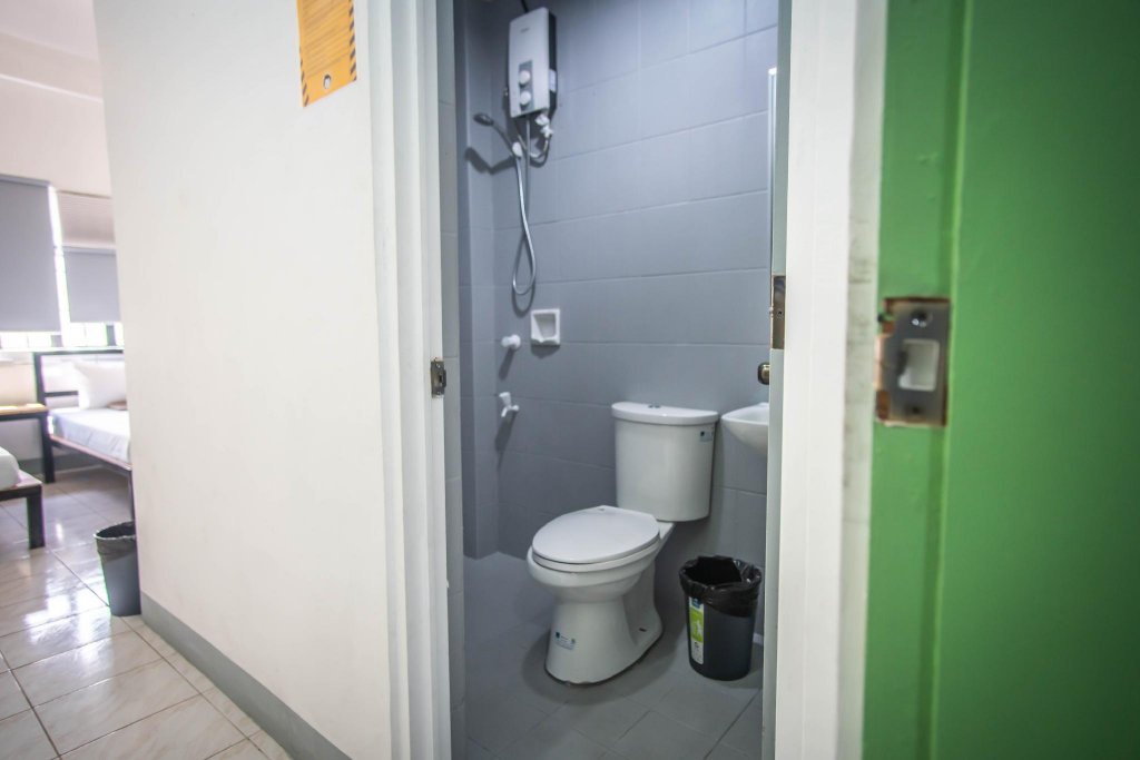 Фото Mad Monkey Hostel Cebu City