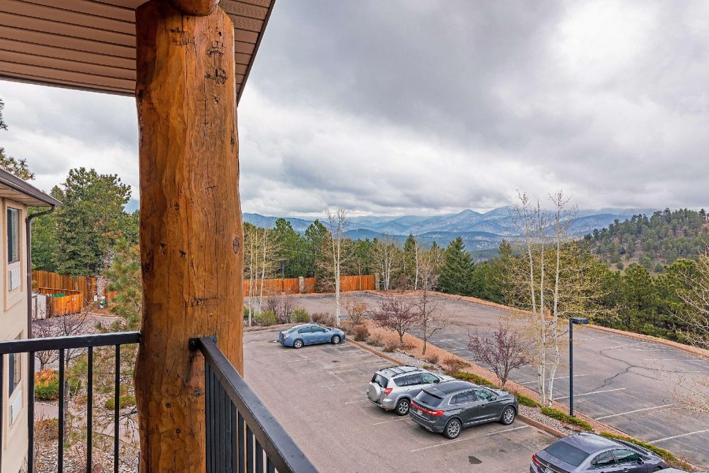 Фото Comfort Suites Golden West on Evergreen Parkway