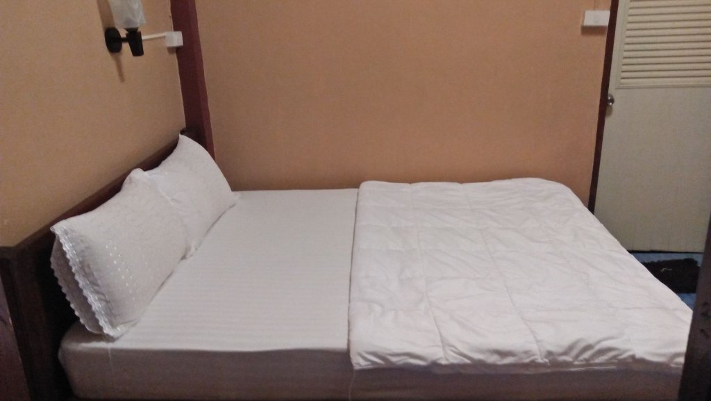 Фото Yotin Guest House