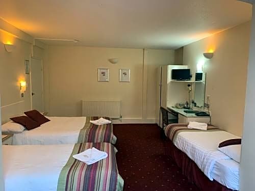 Фото The Thanet Hotel