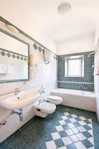 Фото Hotel Chiusarelli