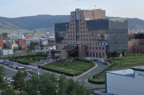 Внешний вид отеля Chinggis Khaan в Улан-Баторе, фото 3