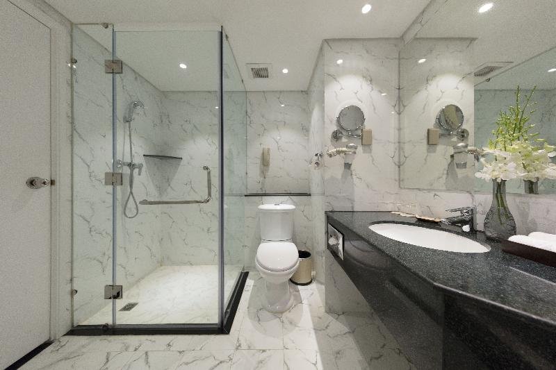 Фото Windsor Plaza Hotel