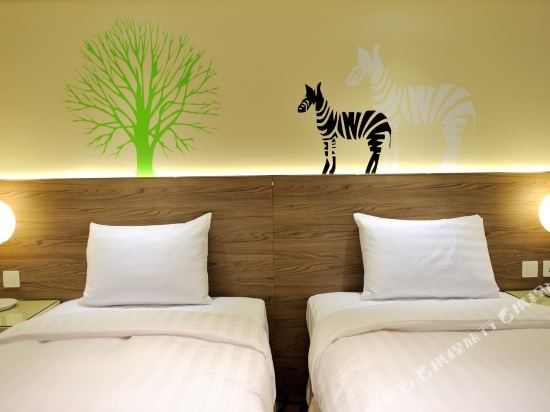 Фото Green World Hotel Zhonghua