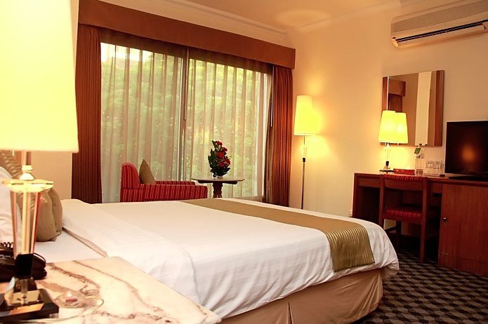 Фото Hotel Swiss Garden