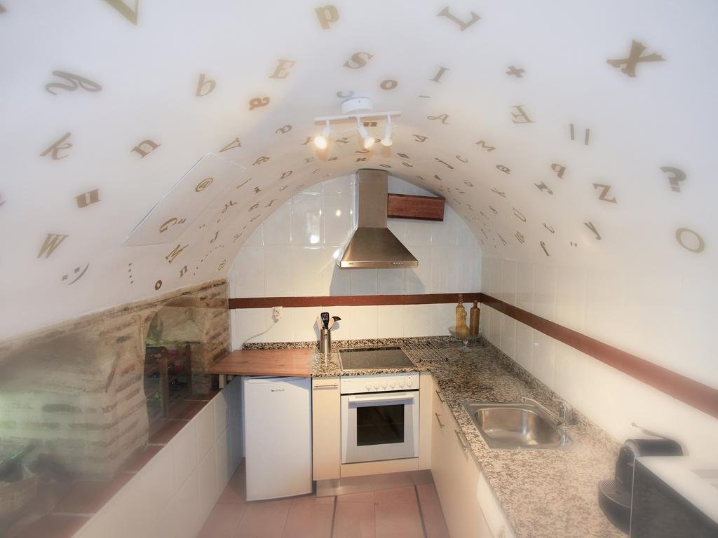 Фото Eugenia de Montijo, Autograph Collection