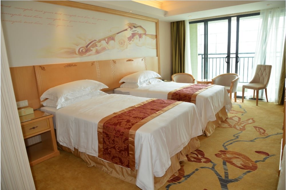 Фото Vienna Qingyuan Taihe Ancient Cave Scenic Area