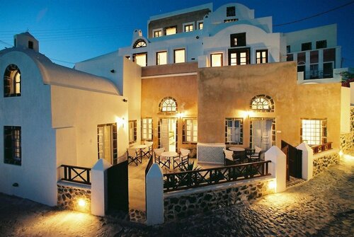 Гостиница Aigialos Luxury Traditional Settlement на Тире