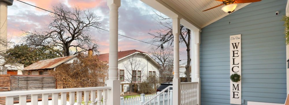 Фото The View - Walking Distance Tower America Downtown