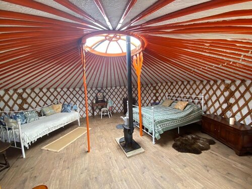 Жильё посуточно Beautiful, Rural Yurt With Fire pit Near Bruton