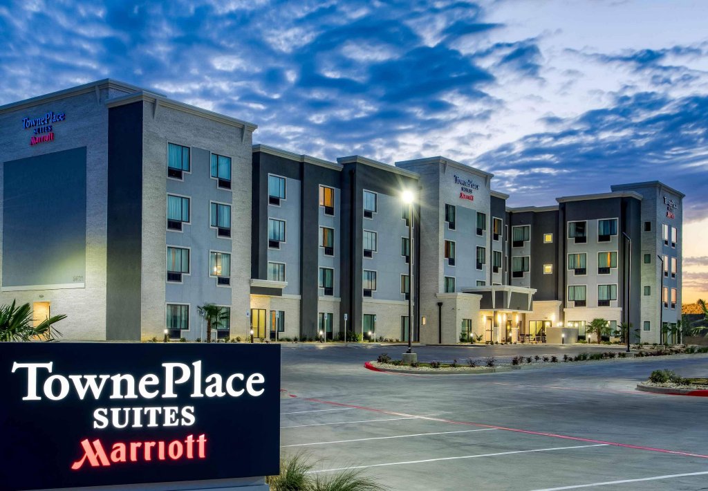 Фото TownePlace Suites by Marriott Waco South