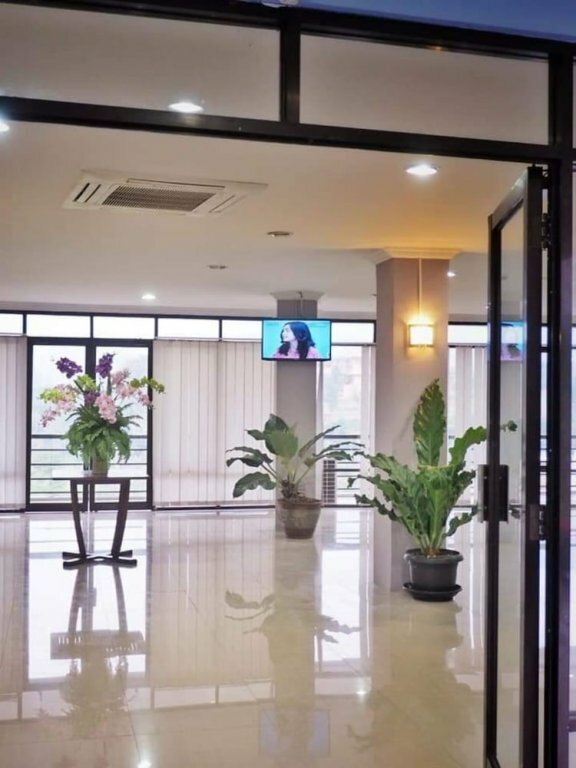 Hotel Revive Puncak Grand Smesco Hills Edufarm, West Java, photo