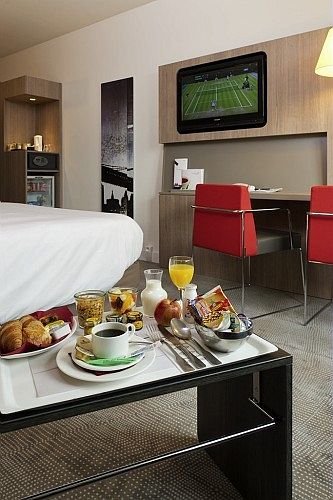 Фото Novotel Leuven Centrum