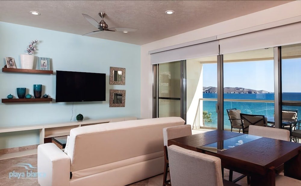 Фото 1 Playa Blanca 1207 - 1 Br condo by RedAwning