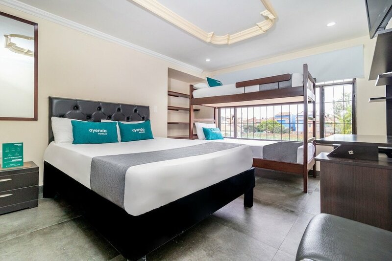 Гостиница Hotel Andalucia