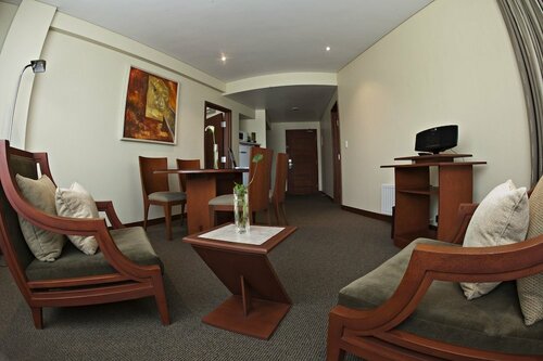Гостиница Suites Camino Real в Ла-Пасе