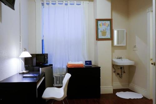 Фото Orange Village Hostel